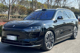 鸿蒙智行 问界M9 2025款 增程 Ultra版 52kWh 5座版