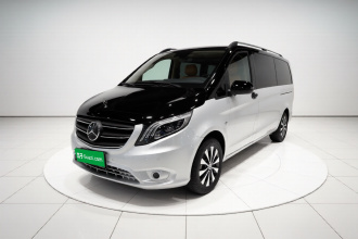 奔驰 威霆 2021款 2.0T 精英版 7座