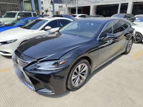 雷克萨斯LS 2018款 500h 卓越版 国VI