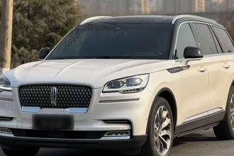 林肯 飞行家 2020款 3.0T V6 四驱行政版