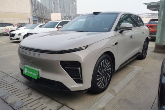 星途 星纪元 ET 2024款 增程 240 Ultra四驱