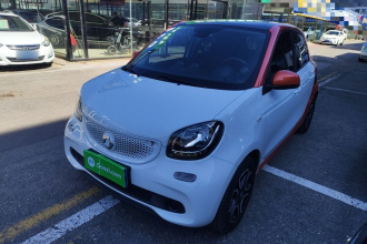 smart forfour 2016款 0.9T 66千瓦先锋版