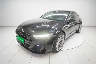 奥迪A7L 2022款 45 TFSI quattro S-line 见远型流晶套装