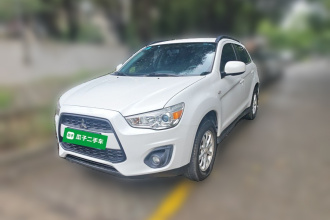 三菱 劲炫ASX 2013款 2.0L CVT两驱精英版