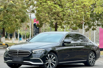 奔驰E级新能源 2022款 改款 E 350 e L 插电式混合动力轿车