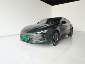 名爵 MG7 2023款 2.0T 自动猎美奢享版