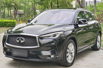 英菲尼迪QX50 2018款 2.0T 四驱菁英版