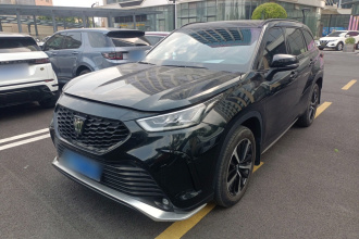 丰田 皇冠陆放 2022款 2.0T 四驱劲耀版