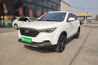 奔腾X40 2017款 1.6L 手动豪华型