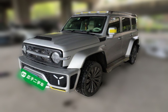 超境汽车 共创坦克300 2021款 2.0T 赛博坦克