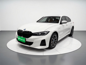 宝马i3 2023款 eDrive 40 L 曜夜套装