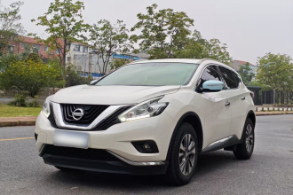 日产 楼兰 2021款 2.5L XE 两驱精英版