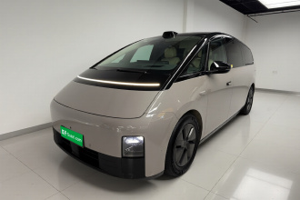 理想汽车 理想MEGA 2024款 Ultra