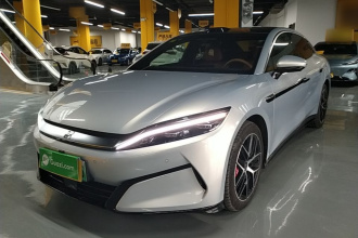 比亚迪 汉L 2025款 EV 四驱激光雷达旗舰型