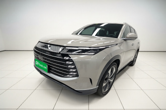 比亚迪 护卫舰07 2023款 DM-i 205KM 旗舰型