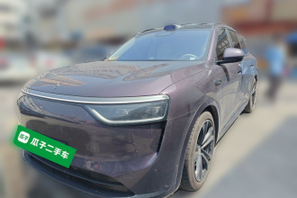 鸿蒙智行 问界M8 2025款 增程 Max+版 53.4kWh 6座版 (192线激光雷达）