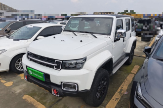 北京越野BJ40 2023款 2.0D 自动四驱刀锋英雄版侠客型