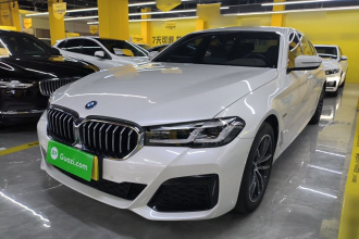 宝马5系新能源 2022款 改款二 535Le M运动套装