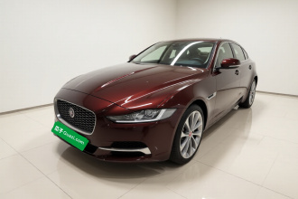 捷豹XEL 2020款 2.0T 200PS S进取优雅版