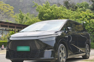 小鹏X9 2024款 702超长续航Max