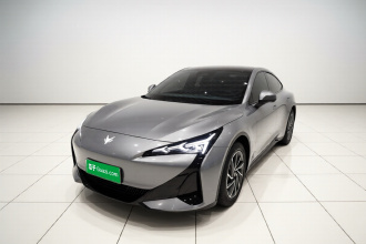 ARCFOX极狐 极狐 阿尔法S5 2024款 560PRO 185kW