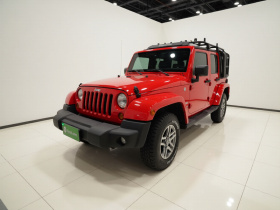 Jeep 牧马人 2017款 3.0L Sahara 四门舒享版