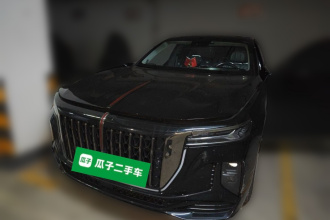 红旗H9 2025款 改款 2.0T 两驱旗享私享风尚版 5座