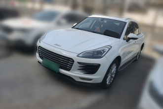 众泰SR9 2017款 2.0T 自动极致之光版