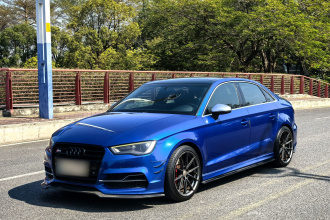 奥迪S3 2015款 S3 2.0T Limousine