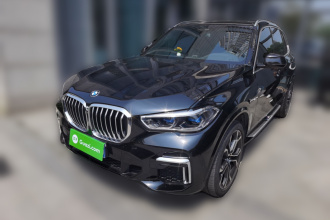 宝马X5 2022款 xDrive 40Li M运动套装