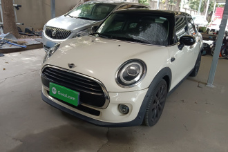 MINI 2019款 1.5T COOPER 艺术家 五门版