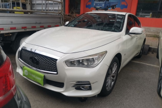 英菲尼迪Q50L 2015款 2.0T 舒适版