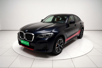 宝马X4 2022款 xDrive 25i M运动套装