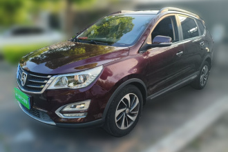 宝骏560 2016款 1.5T 手动豪华型