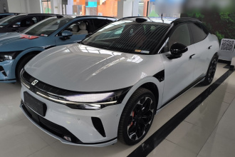 极氪007GT 2025款 四驱智驾版 75kWh