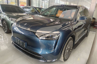 鸿蒙智行 问界M8 2025款 增程 Ultra版 53.4kWh 5座版 (192线激光雷达）