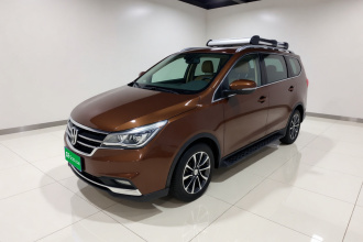 宝骏730 2017款 1.8L iAMT尊享型 7座