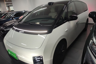 理想汽车 理想MEGA 2024款 Ultra