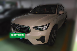 沃尔沃XC40 2025款 B3 智远豪华版