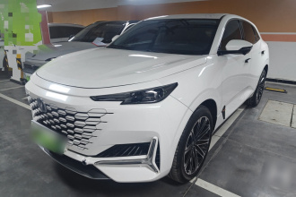 长安UNI-K 智电iDD 2022款 蓝鲸iDD 130km 1.5T 尊贵型