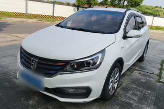 宝骏310W 2017款 1.5L 手动时尚型 国V