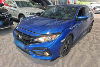 本田 思域 2021款 HATCHBACK 220TURBO CVT新锐控