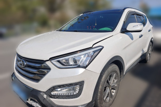 现代 胜达 2015款 2.0T 自动两驱智能型 5座