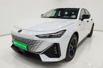 长安UNI-V 智电iDD 2023款  智电iDD 1.5T 113km智趣型（飞快版）