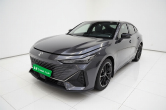 长安UNI-V 2023款 1.5T 尊贵型