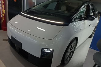 理想汽车 理想MEGA 2024款 Ultra