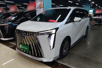 广汽传祺 传祺M8 2024款 宗师系列 双擎 御尊版