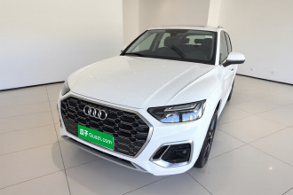 奥迪Q5L 2024款 40 TFSI 时尚动感型