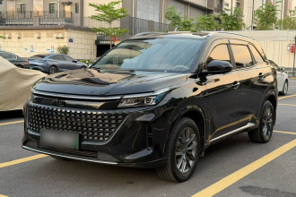 蓝电E5 2024款 荣耀版 100KM尊享型 7座