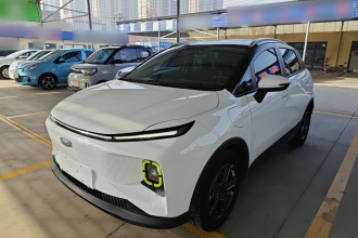 吉利几何E萤火虫 2022款 401KM 霹雳虎 4座